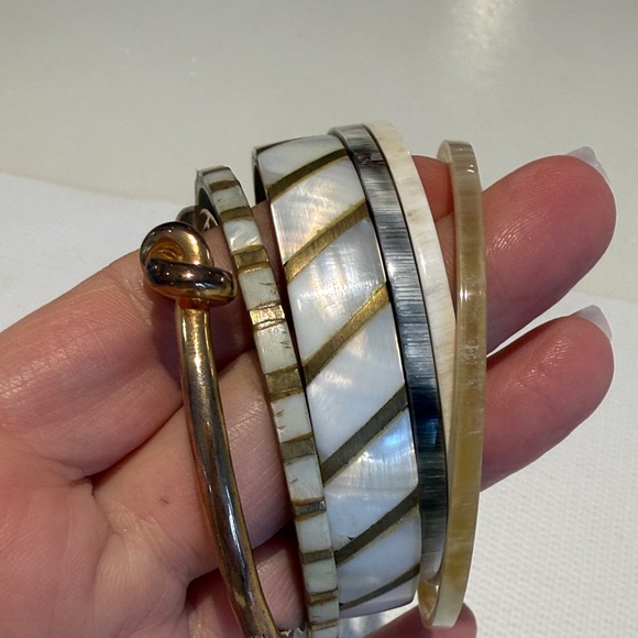 Elegant kate spade Gold brass and Cream Bangle Set - Picture 10 of 15